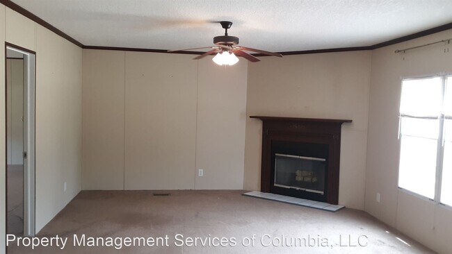 Foto del edificio - 3 br, 2 bath House - 109 Charm Hill Rd