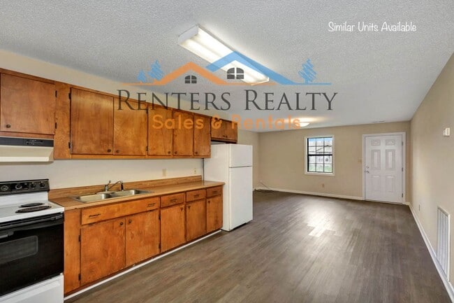 Building Photo - 16948 Carter Cir