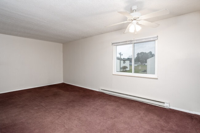Building Photo - Pleasant View Apartments