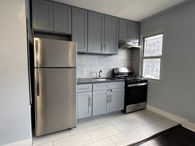 Photo - 1254 White Plains Rd Apartment