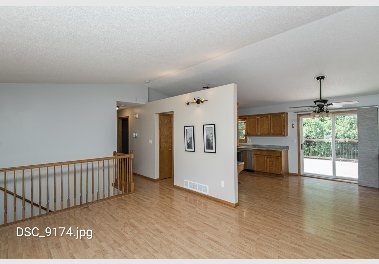 Foto del edificio - 5019 25th Ave NW
