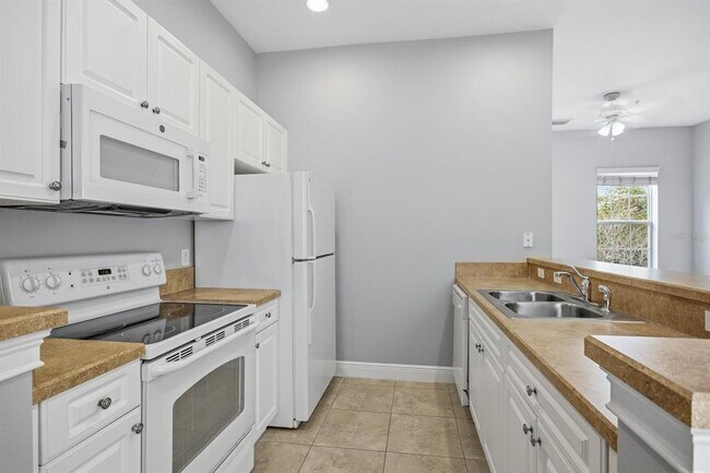 Foto del edificio - 1420 Lake Baldwin Ln