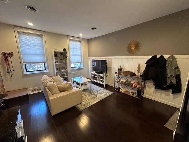 Foto del edificio - Merchants Lofts IV The Phoenixville Lofts-Upgraded 1 Bedroom