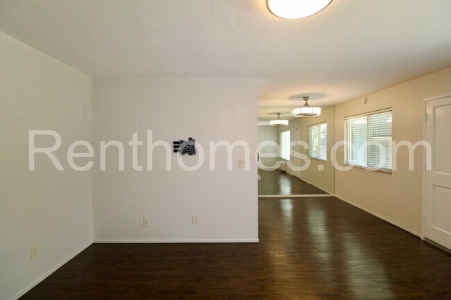 Building Photo - 8150 Lemon Ave