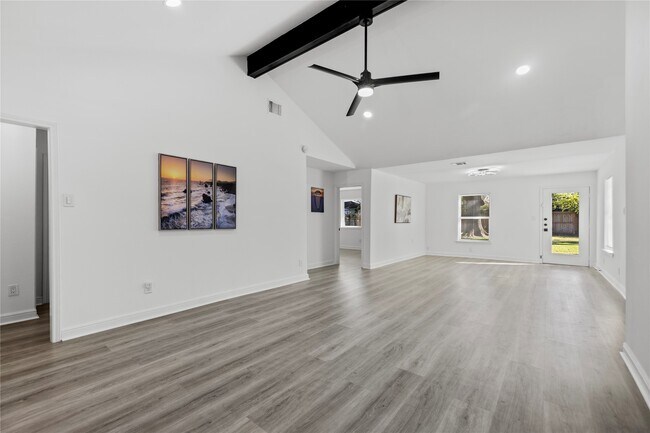 Foto del edificio - 11423 Hazen St