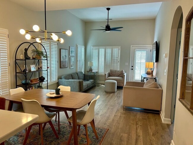 Building Photo - 4016 Opal Dr