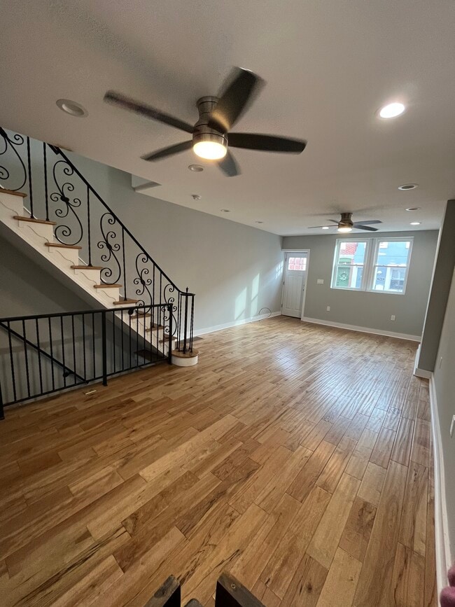 Espacio habitable | Vista de calle - 1524 S Hicks St