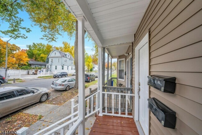 Foto del edificio - 30 Linden Ave