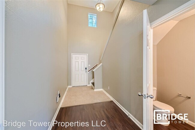 Foto del edificio - 3 br, 2.5 bath House - 11811 Belle Court