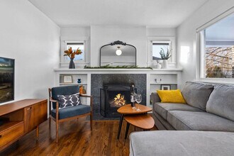 Building Photo - 1198 Browning Ave