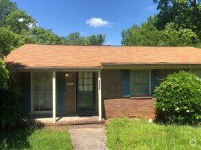 Building Photo - 4601 Somerdale Ln