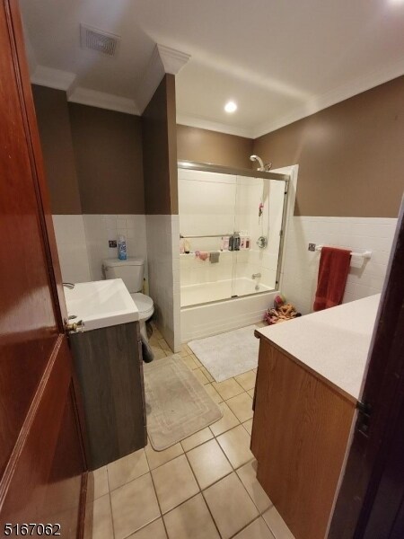 Foto del edificio - 578 Macopin Rd