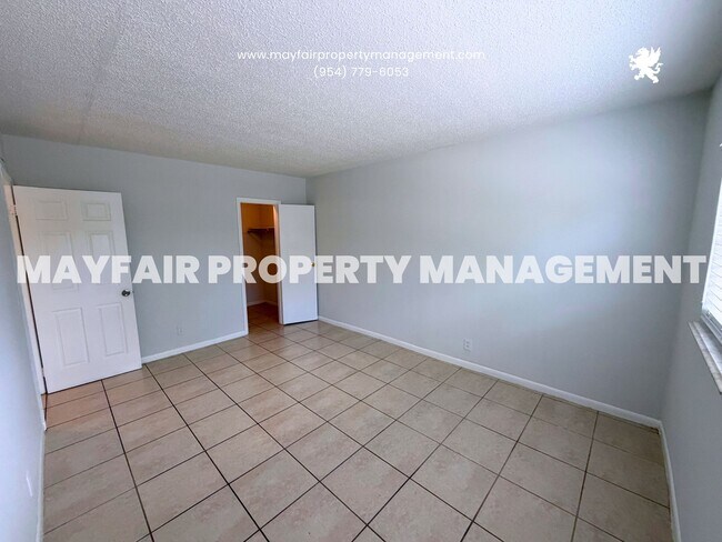 Foto del edificio - 4160 NW 21st St