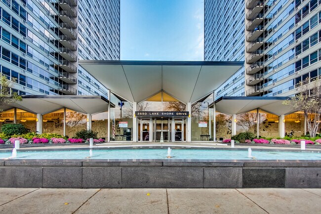 Building Photo - 3550 N Lake Shore Dr
