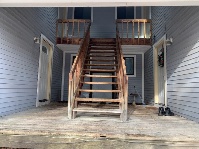 Building Photo - 5806 Ryewyck Dr