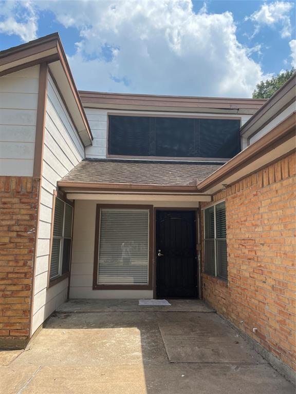Building Photo - 12015 Osage Park Dr