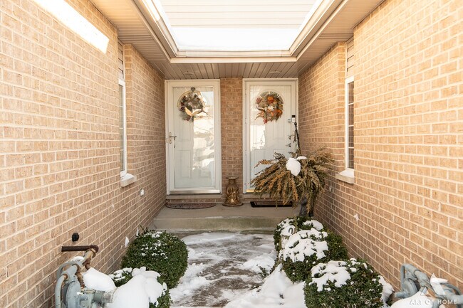 Foto del edificio - 7247 Bradford Ct