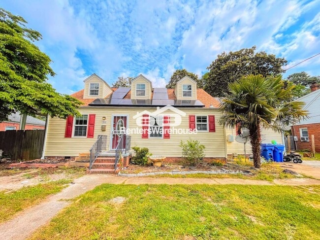 Building Photo - 166 E Bayview Blvd