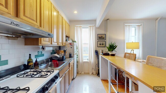 Foto del edificio - 132 Ludlow St
