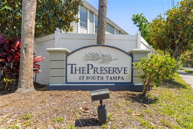Foto del edificio - 5440 S MacDill Ave