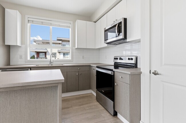 Photo du bâtiment - 1516-1516 McCallum Rd
