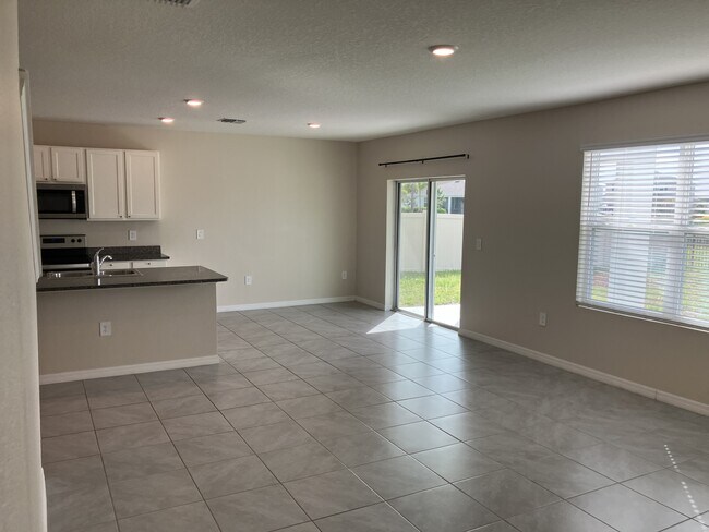 Foto del edificio - 17448 Harvest Moon Way