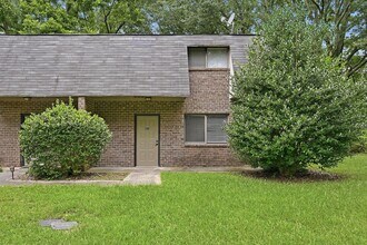 Building Photo - 8665 N Anna Way