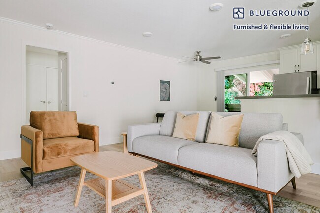 Foto del edificio - 854 Jordan Ave