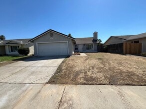 Building Photo - 8240 Summer Falls Cir