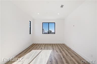 Foto del edificio - 4 br, 3 bath House - 13364 Pala Avenue