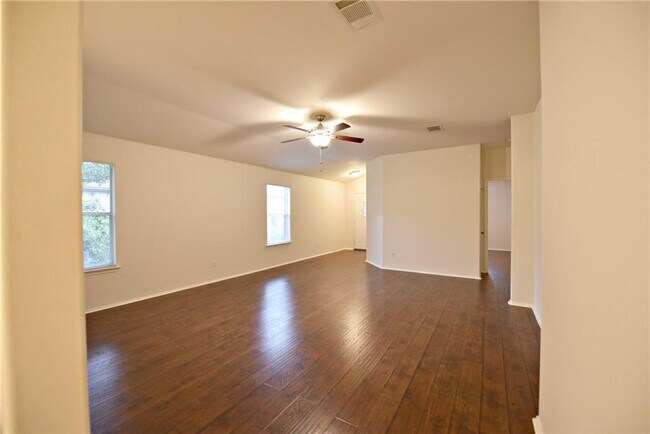 Building Photo - 612 Emma Rose Trail