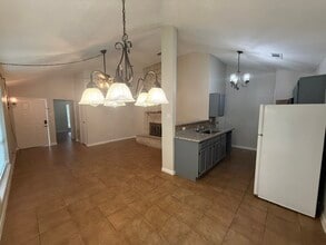 Building Photo - 3121 Oak Rock