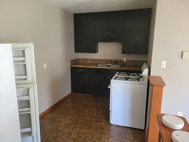 Building Photo - 414 Mulberry