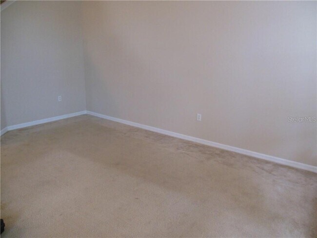 Building Photo - 6730 Eagle Feather Dr