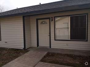 Building Photo - 9814 Thorn St