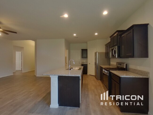 Foto del edificio - 2404 Sunset Beach Ct