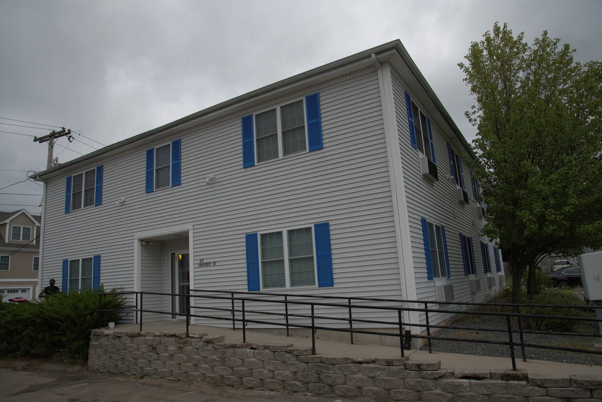 65 Crocker St, Mansfield, MA 02048 Apartments in Mansfield, MA