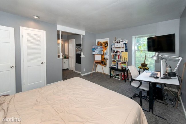 Foto del edificio - 2 br, 2 bath Condo - 5724 Metcalf Ct