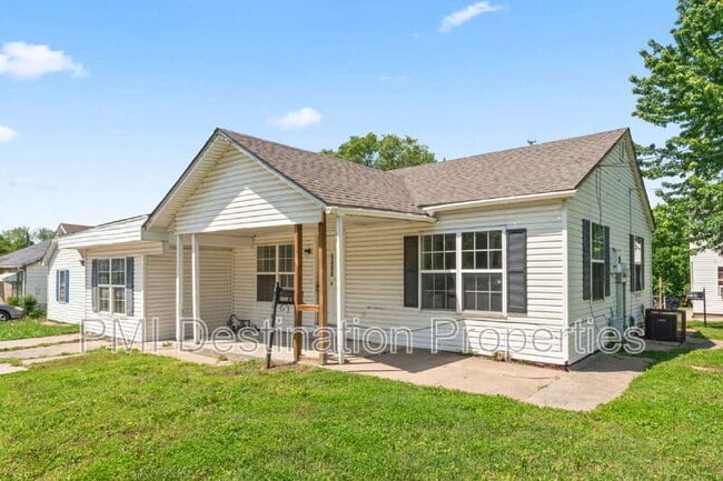 Building Photo - 9406 East 23rd St S