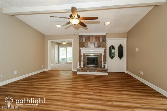 Foto del edificio - 3 br, 2.5 bath House - 1322 East Spring Va...