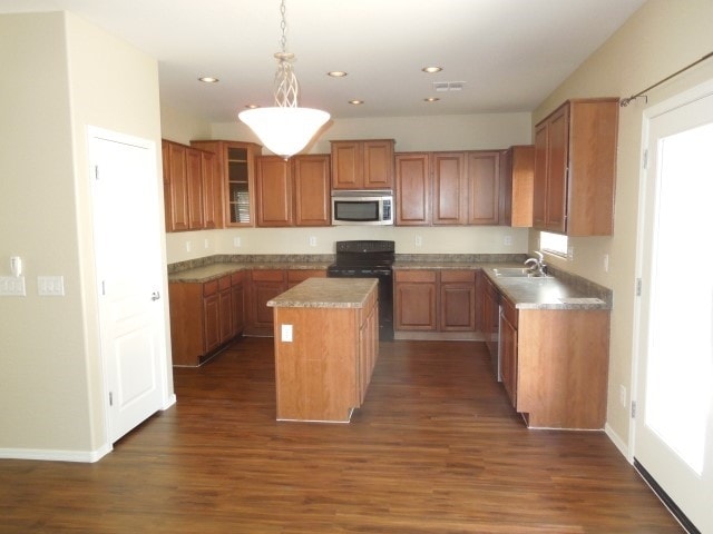 Building Photo - 148 S 108th Ave