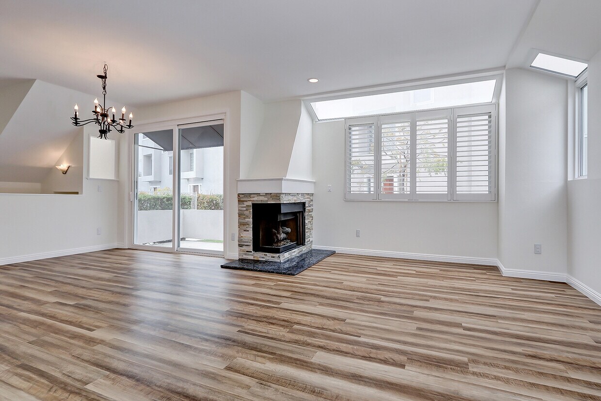 501 Herondo St Unit 13, Hermosa Beach, CA 90254 Condo for Rent in