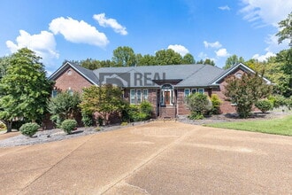 Building Photo - 3 Kyle Ct