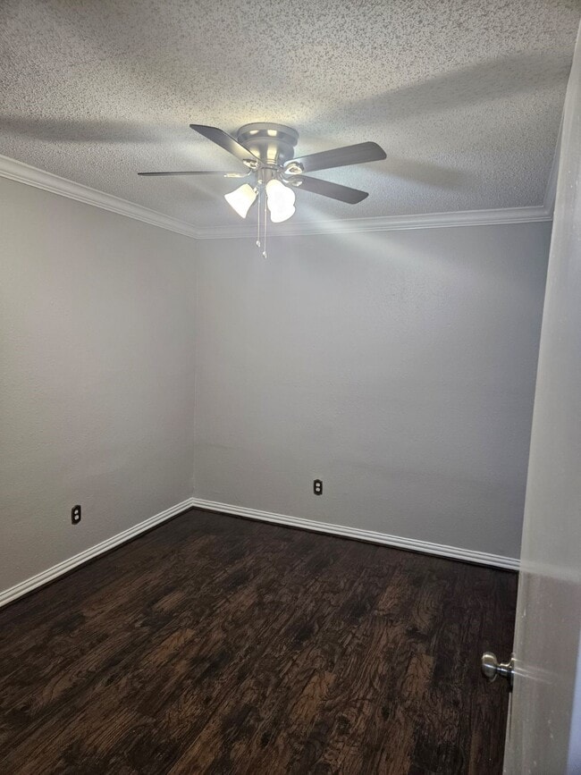 Building Photo - 1409 Wentworth St