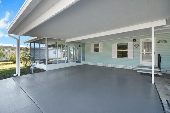 Foto del edificio - 5229 Hartford Ln