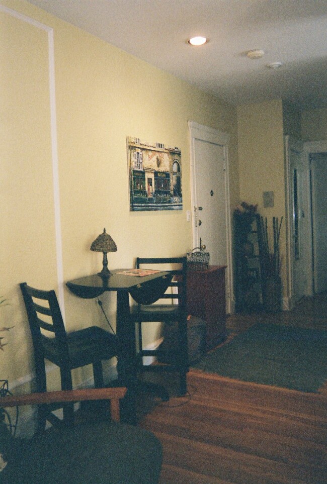 Building Photo - 1999 Commonwealth Ave