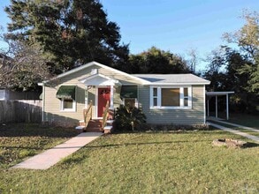 Building Photo - 916 E Hatton St