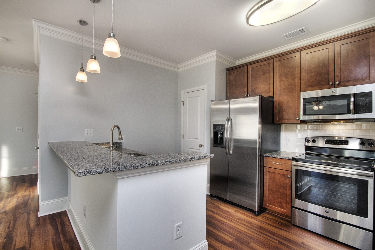 Foto principal - 2320 Roswell Ave