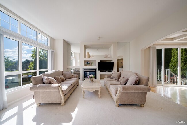 Photo du bâtiment - 15638 33 Av