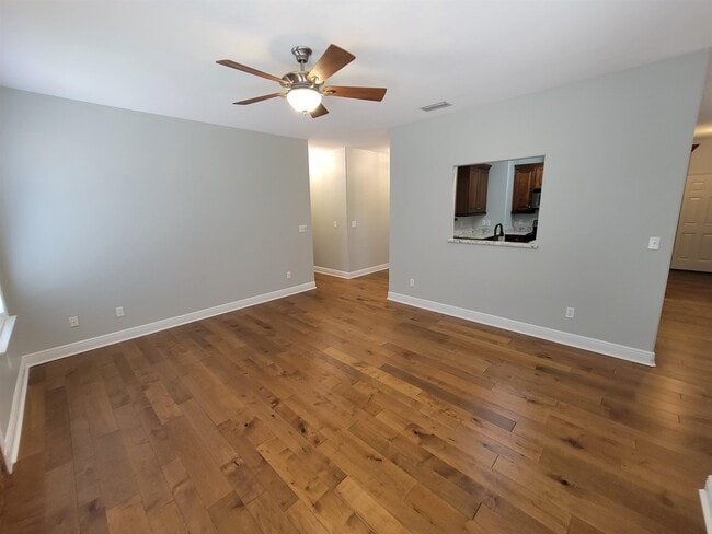 Building Photo - 1120 Archangel Way